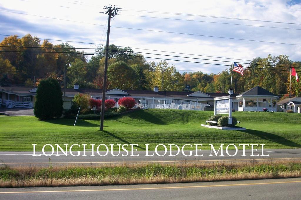 Longhouse Lodge Motel Watkins Glen Exterior foto